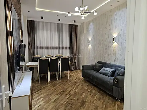 Satılır 2 otaqlı mənzil 70 m² — Bakı, Həzi Aslanov qəs. 2 otaq 70.00 m²