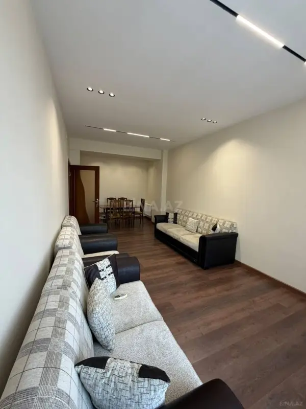 Satılır 3 otaqlı mənzil 120 m²
