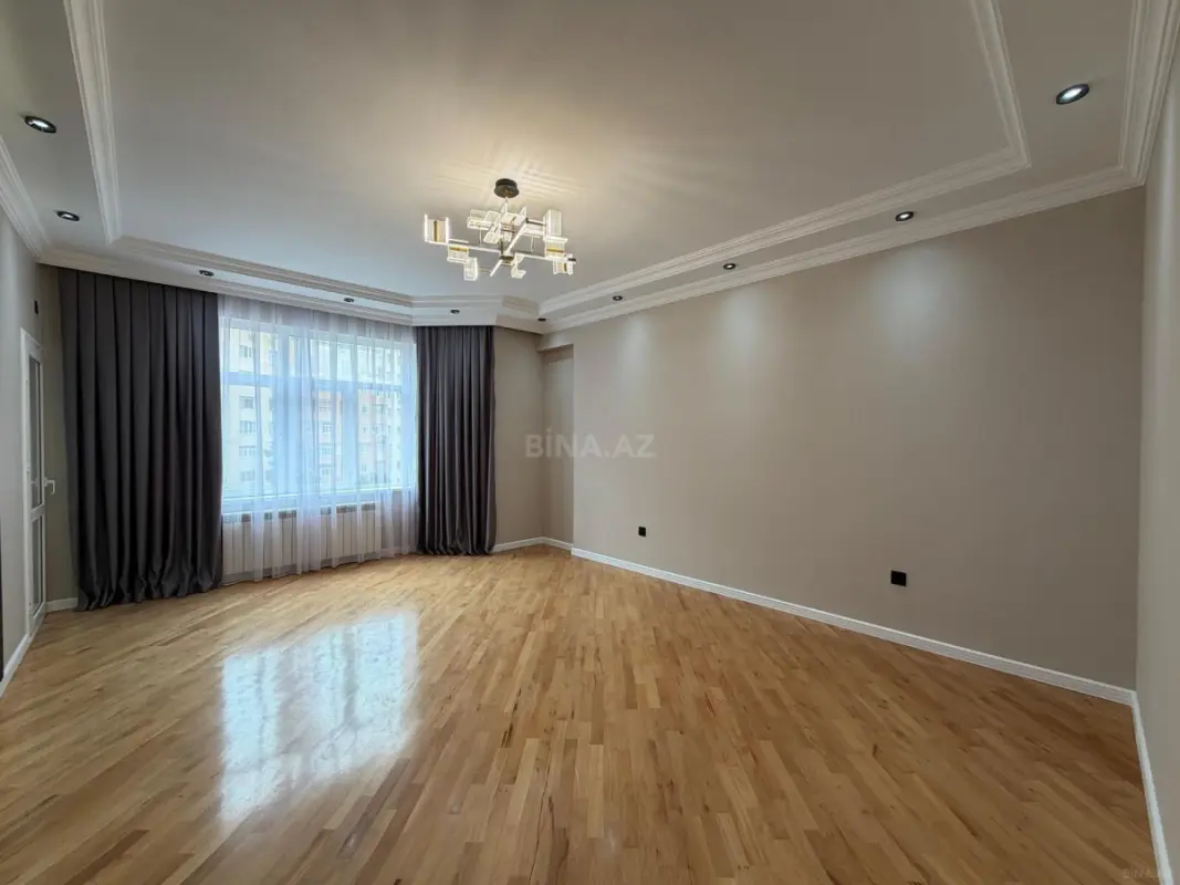 Satılır 2 otaqlı mənzil 68 m²