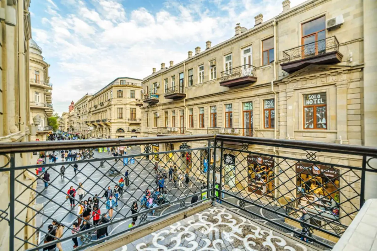 Kirayə verilir 2 otaqlı mənzil 64 m²