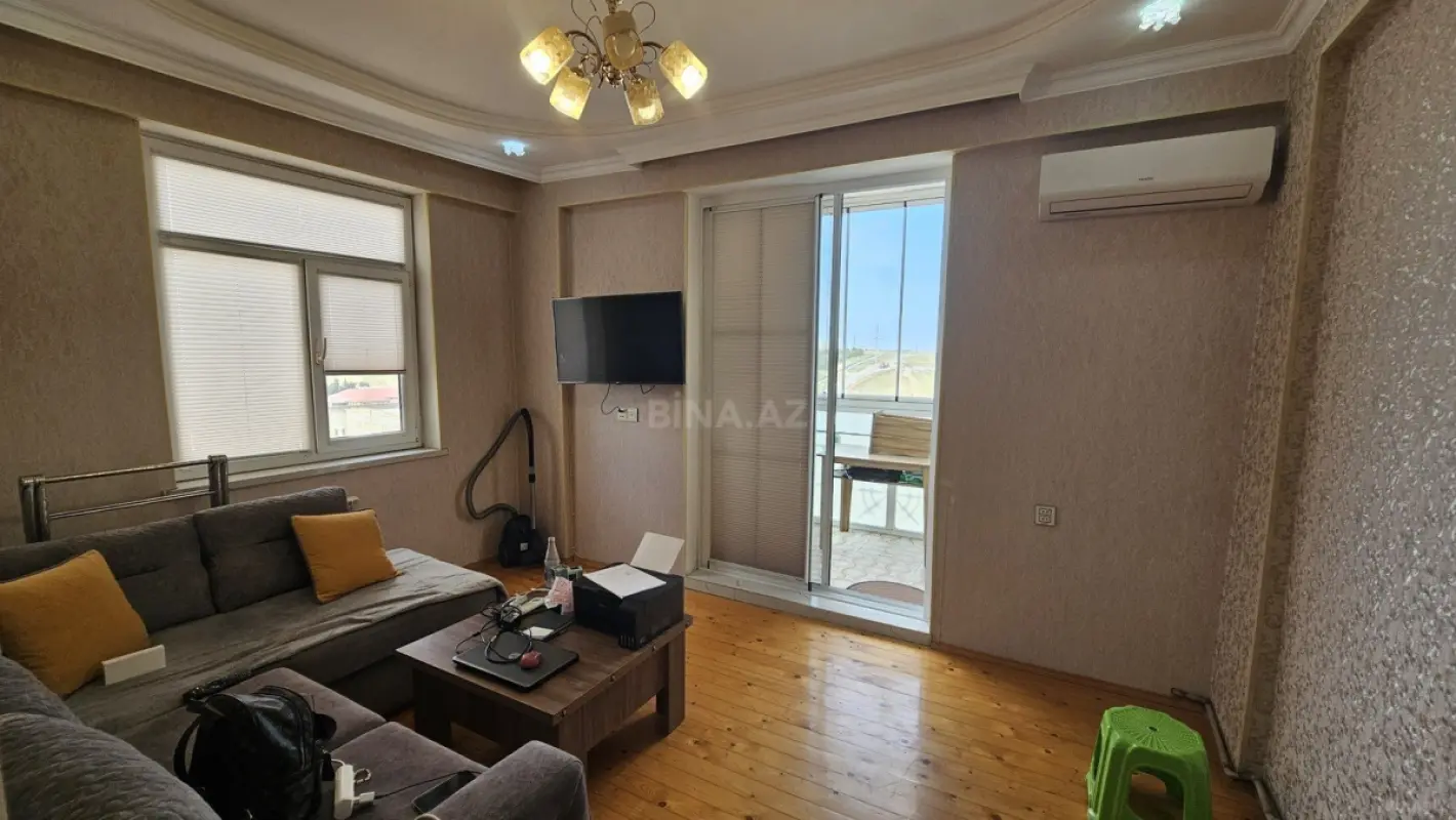 Satılır 2 otaqlı mənzil 63 m²