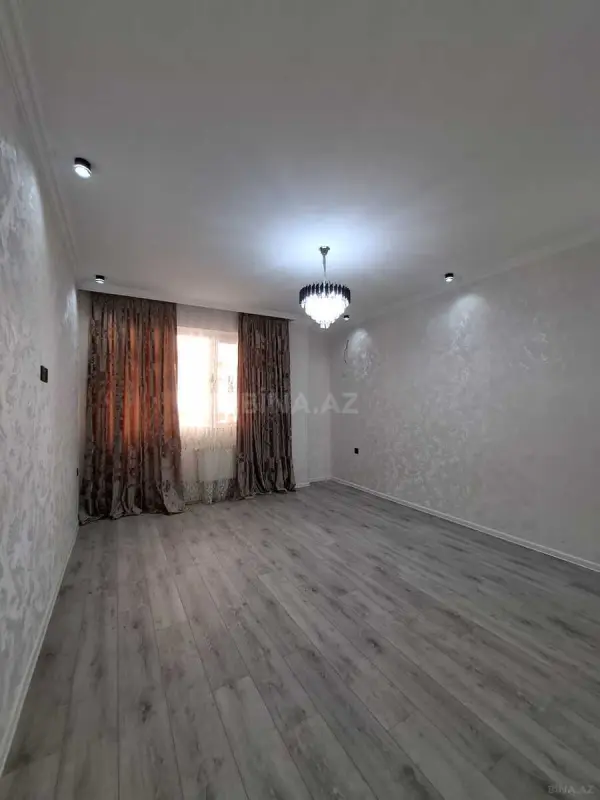 Satılır 2 otaqlı mənzil 70 m²