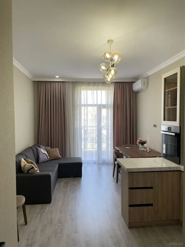 Kirayə verilir 2 otaqlı mənzil 65 m²