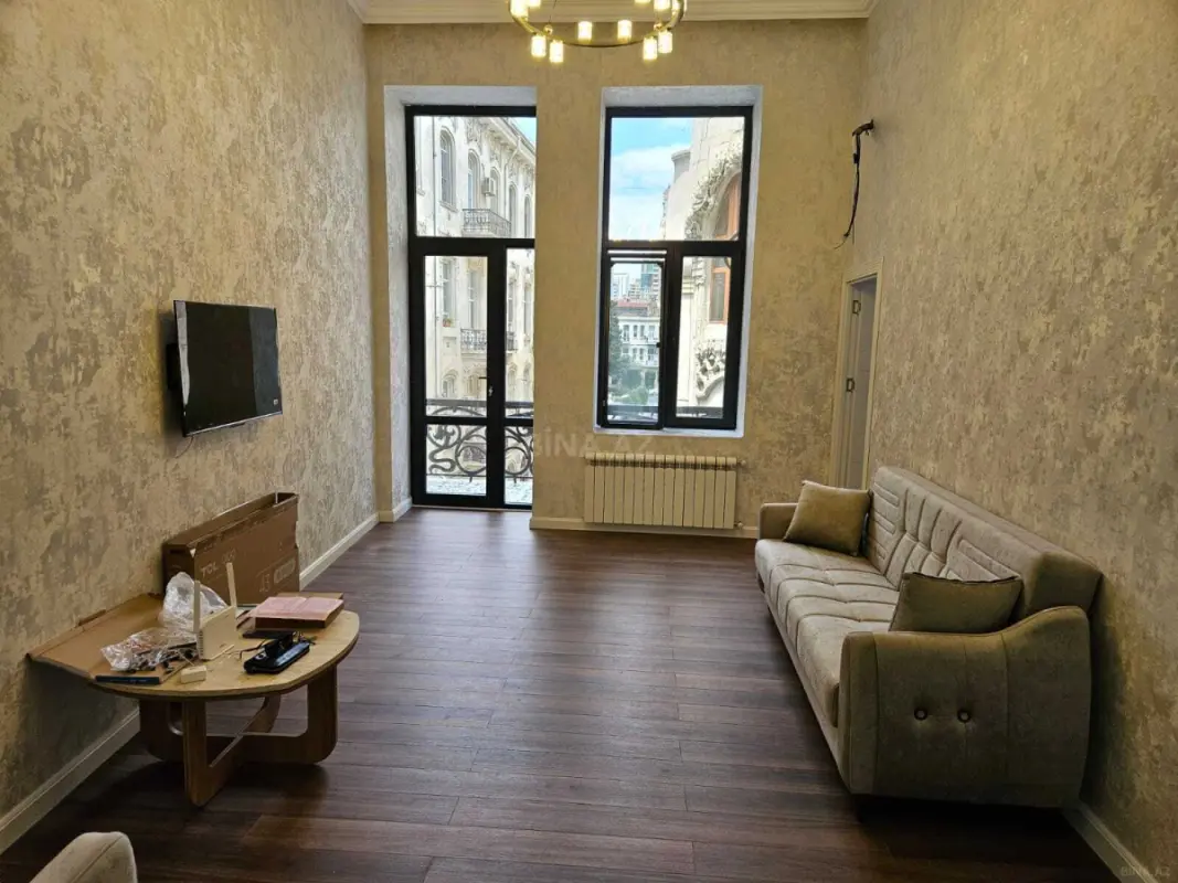 Kirayə verilir 3 otaqlı mənzil 85 m²