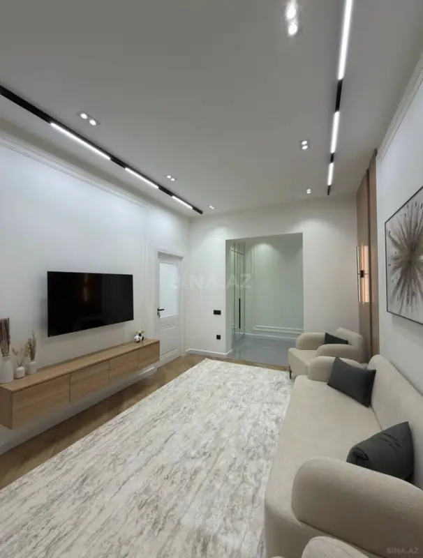 Kirayə verilir 3 otaqlı mənzil 100 m²