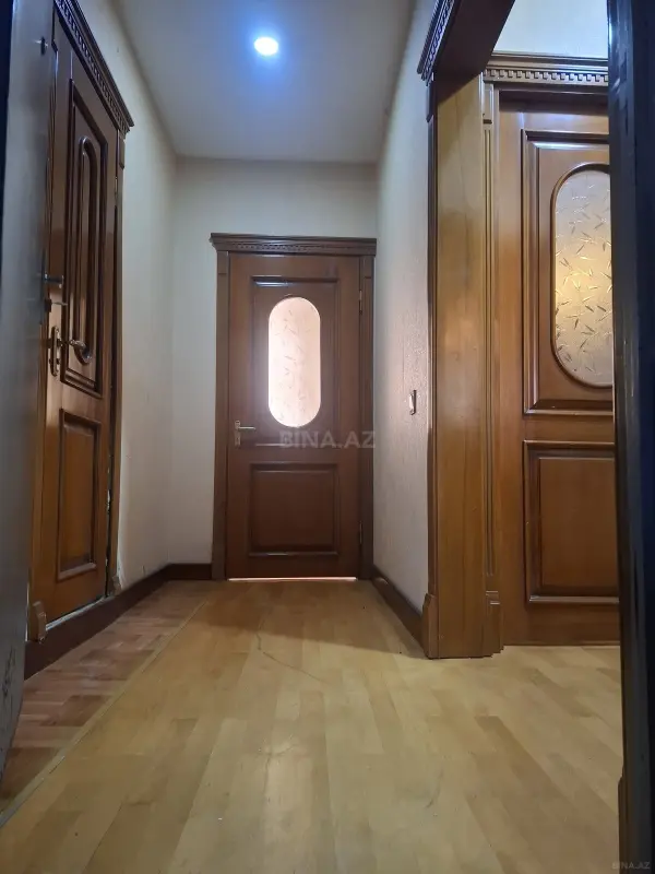 Satılır 2 otaqlı mənzil 80 m²