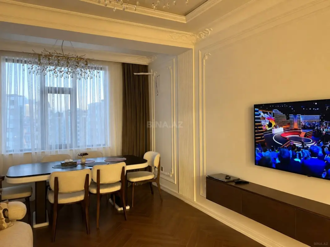 Satılır 3 otaqlı mənzil 120 m²