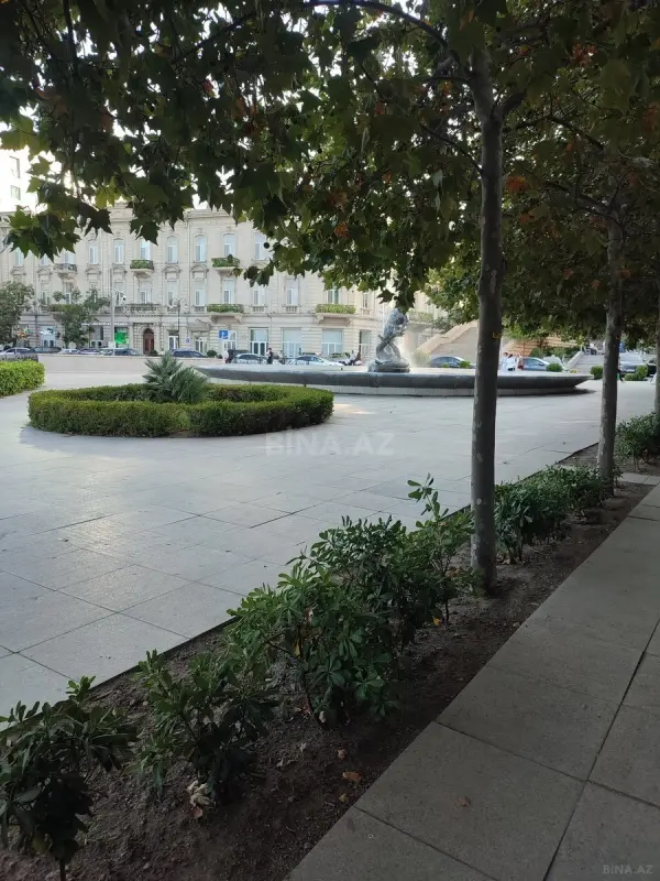 Kirayə verilir 2 otaqlı mənzil 65 m²
