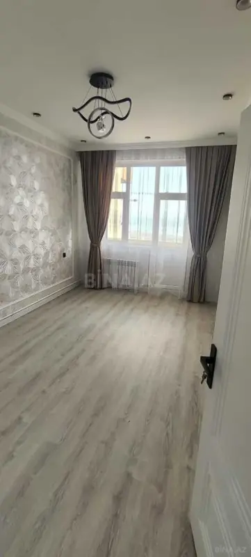 Satılır 2 otaqlı mənzil 71 m²