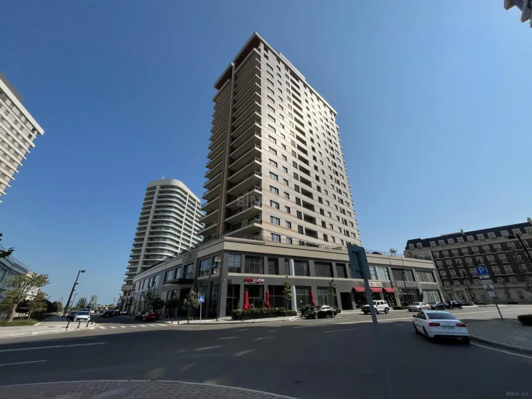 Satılır 3 otaqlı mənzil 157 m²