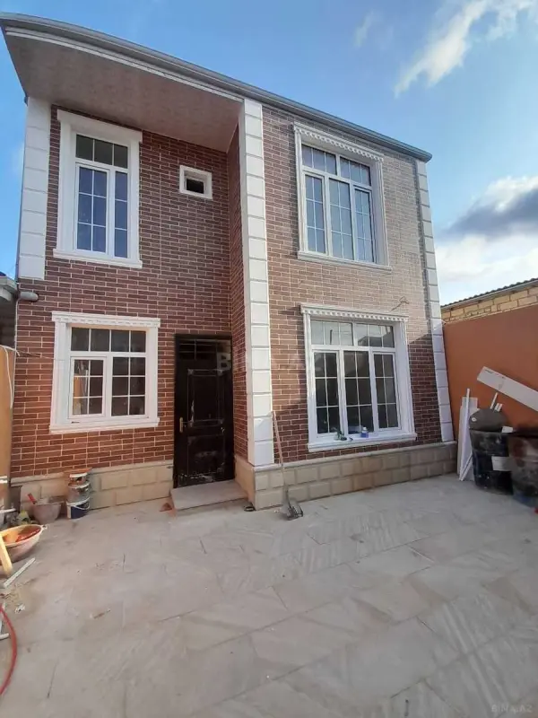 Satılır 4 otaqlı həyət evi 130 m²