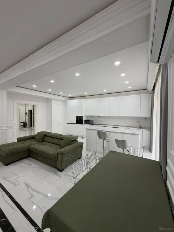 Kirayə verilir 3 otaqlı mənzil 115 m²