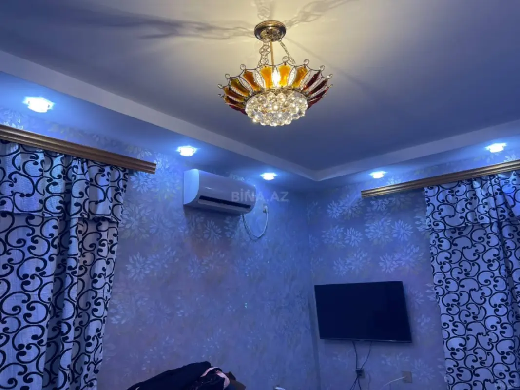 Satılır 1 otaqlı mənzil 35 m²