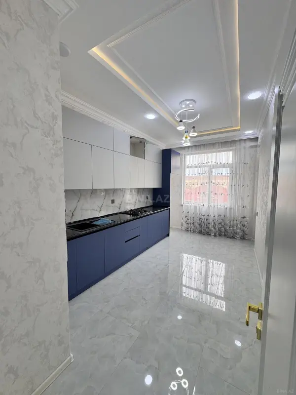 Satılır 3 otaqlı mənzil 108 m²