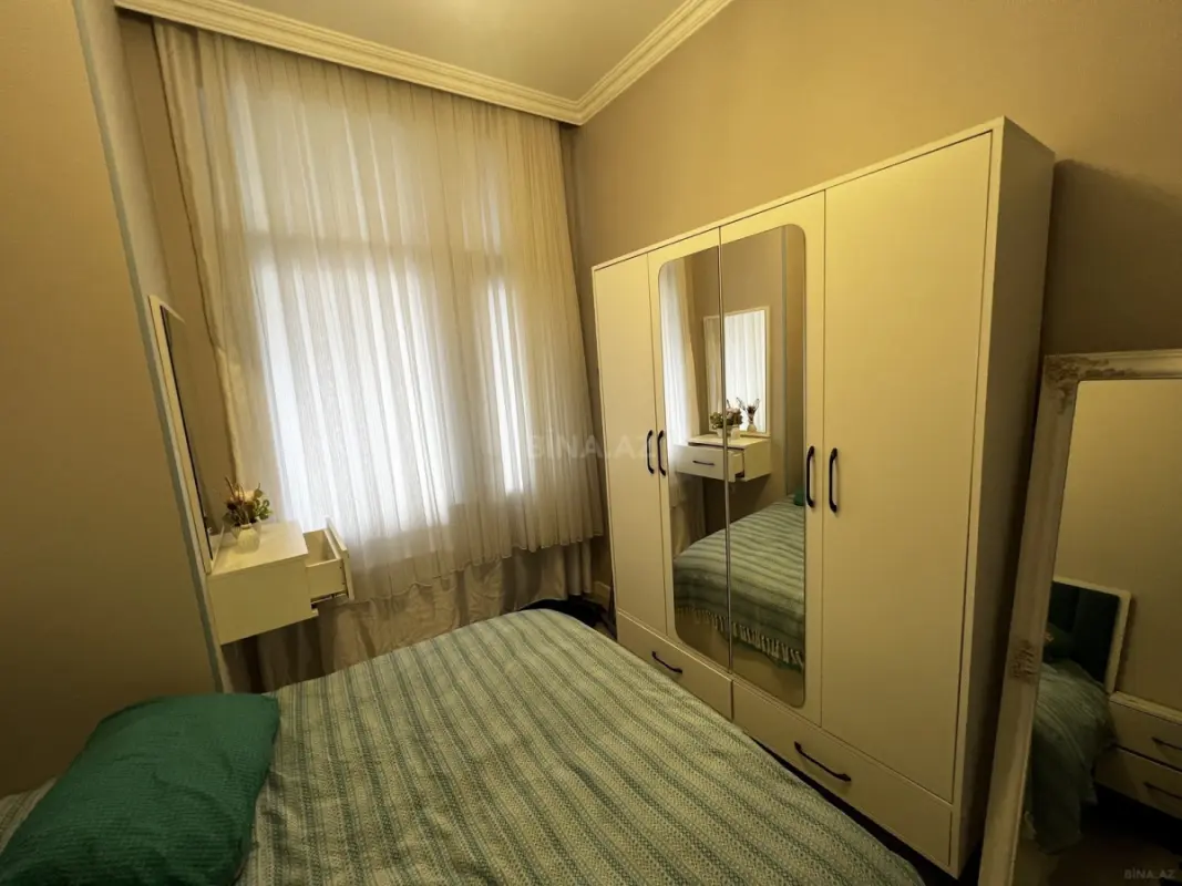 Kirayə verilir 2 otaqlı mənzil 70 m²