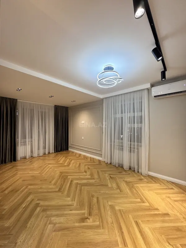Satılır 2 otaqlı mənzil 45 m²