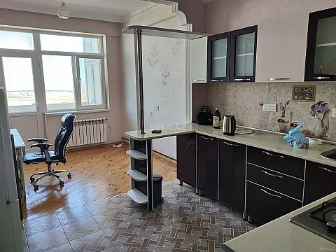 Satılır 3 otaqlı mənzil 113.5 m² — Bakı, Yeni Günəşli 3 otaq 113.50 m²