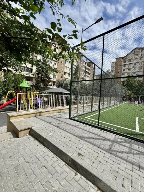 Satılır 2 otaqlı mənzil 48 m²