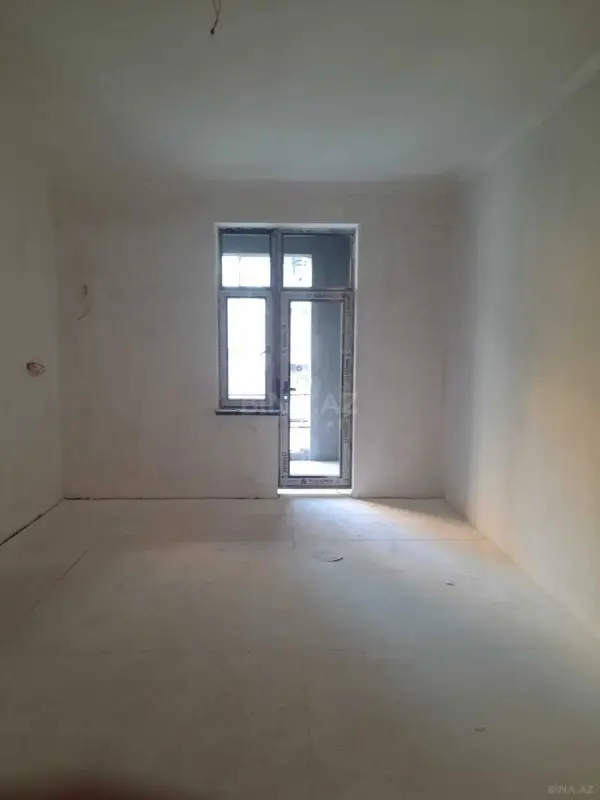 Satılır 1 otaqlı mənzil 78 m²