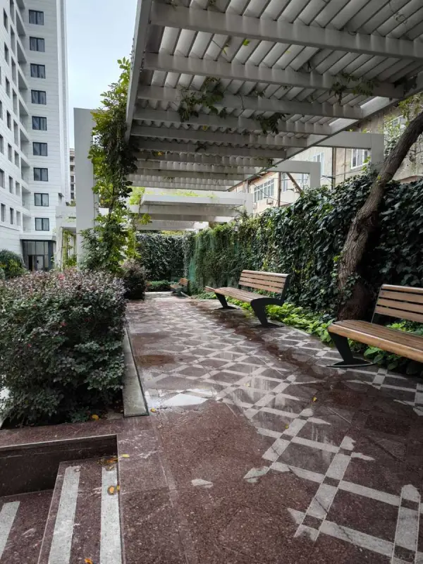 Satılır 2 otaqlı mənzil 74 m²
