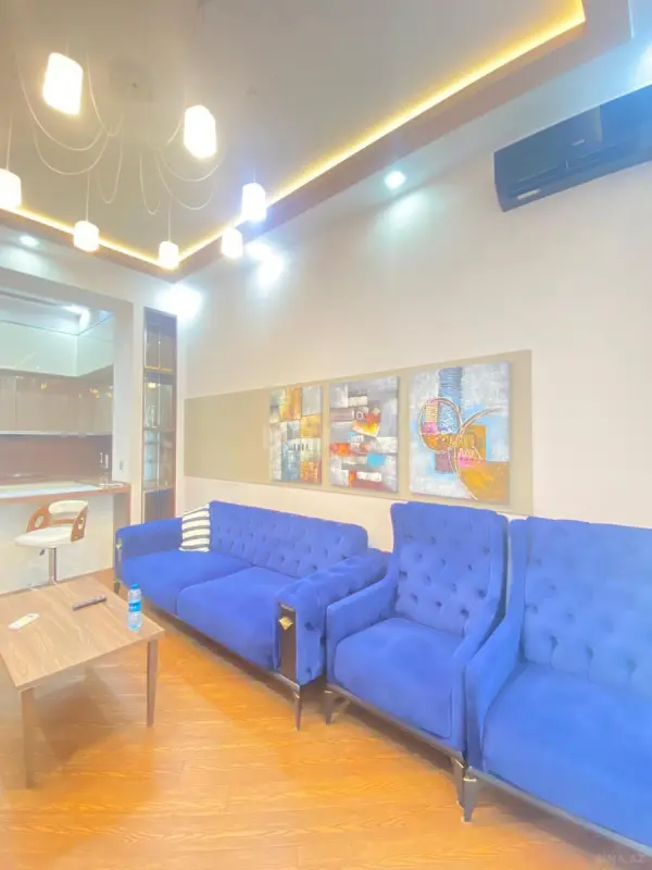 Kirayə verilir 2 otaqlı mənzil 65 m²