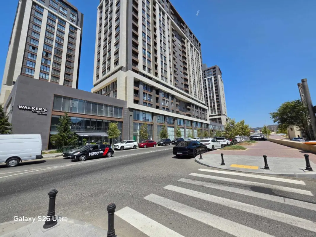 Satılır 3 otaqlı mənzil 125 m²