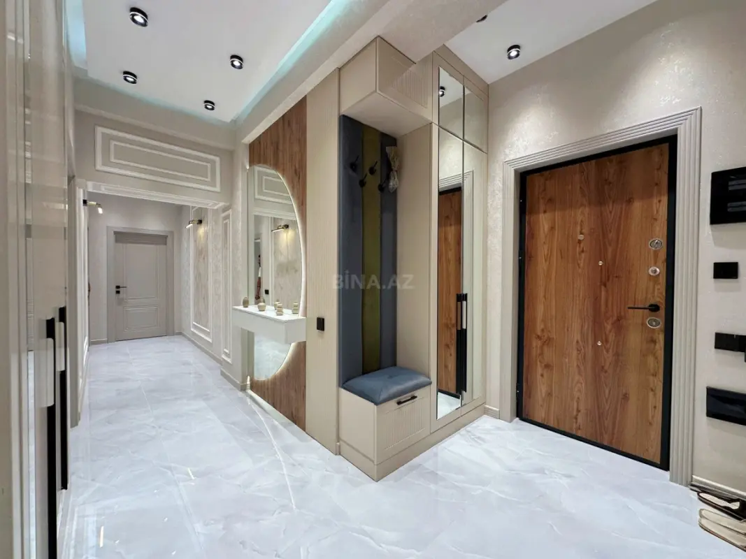 Satılır 3 otaqlı mənzil 92 m²
