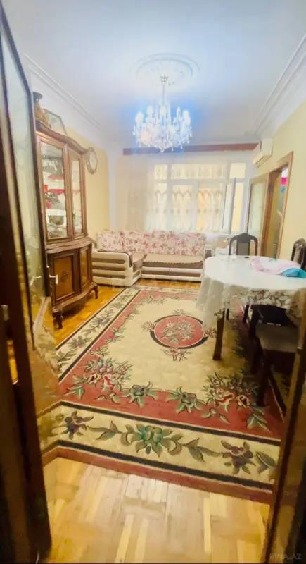Satılır 2 otaqlı mənzil 55 m²