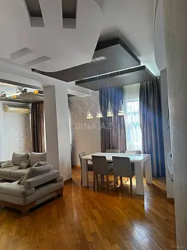 Kirayə verilir 3 otaqlı mənzil 120 m² — Bakı, İnşaatçılar 3 otaq 120.00 m²