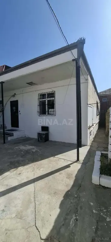 Satılır 4 otaqlı həyət evi 100 m²