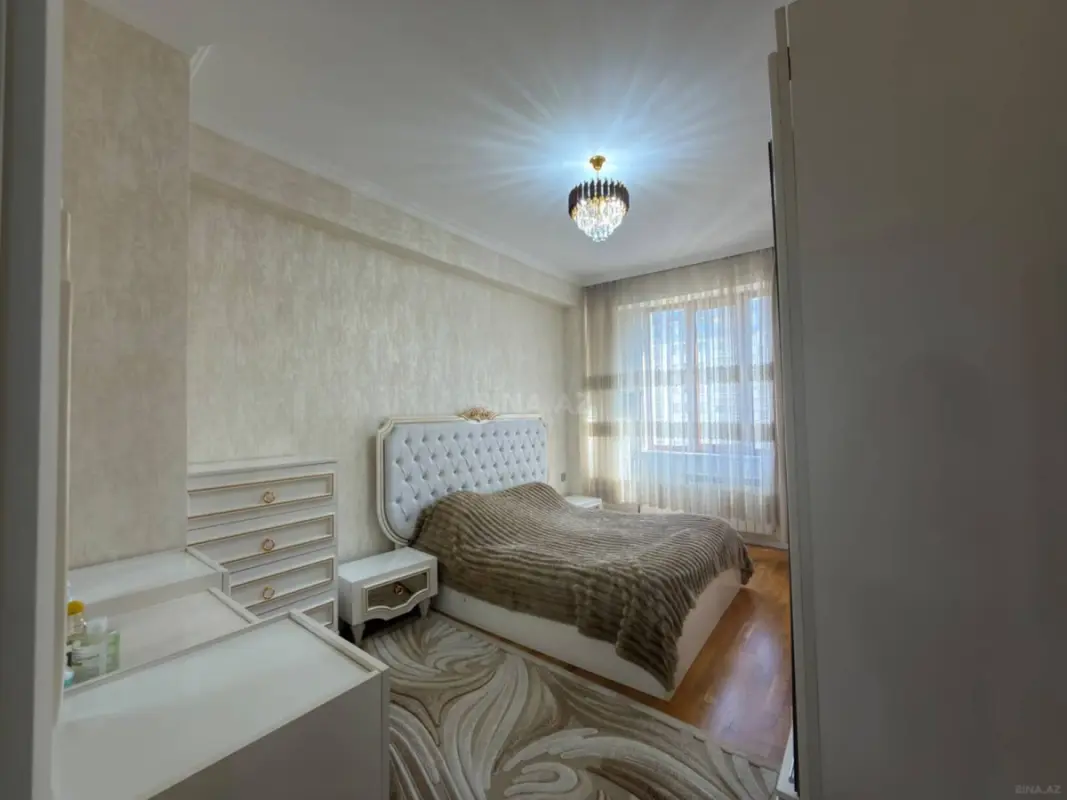 Satılır 3 otaqlı mənzil 67 m²