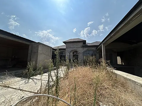 Satılır 4 otaqlı həyət evi 208 m² — Bakı, Buzovna 4 otaq 208.00 m²