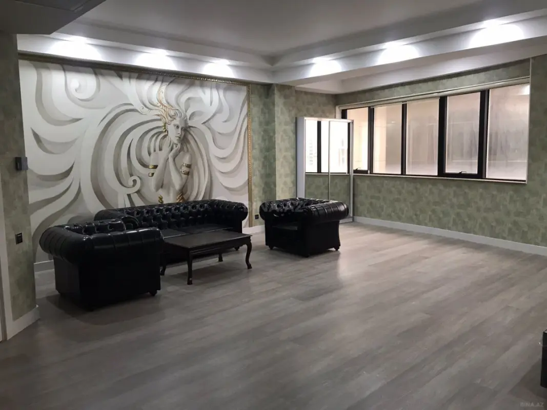 Kirayə verilir 5 otaqlı ofis 250 m²