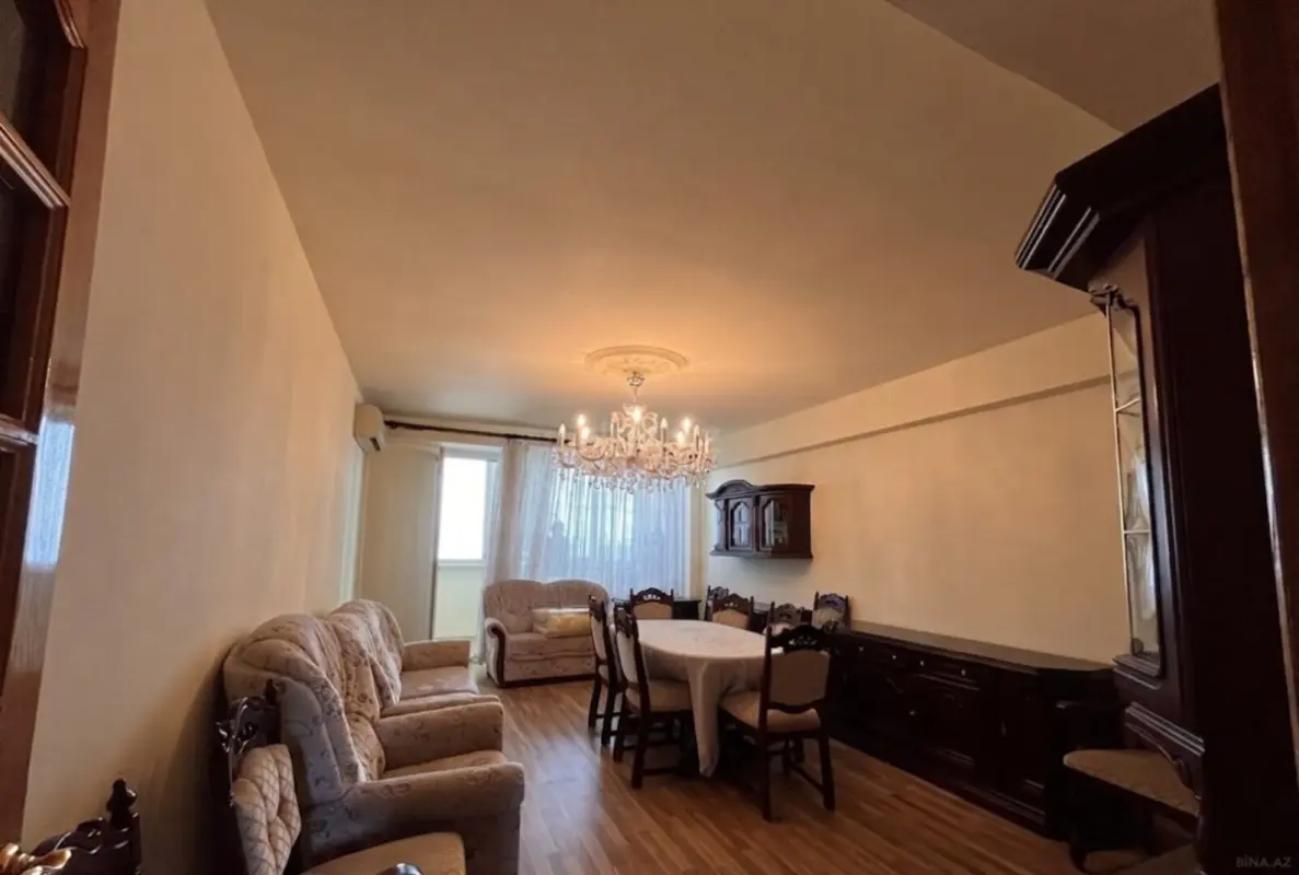 Kirayə verilir 4 otaqlı mənzil 120 m²