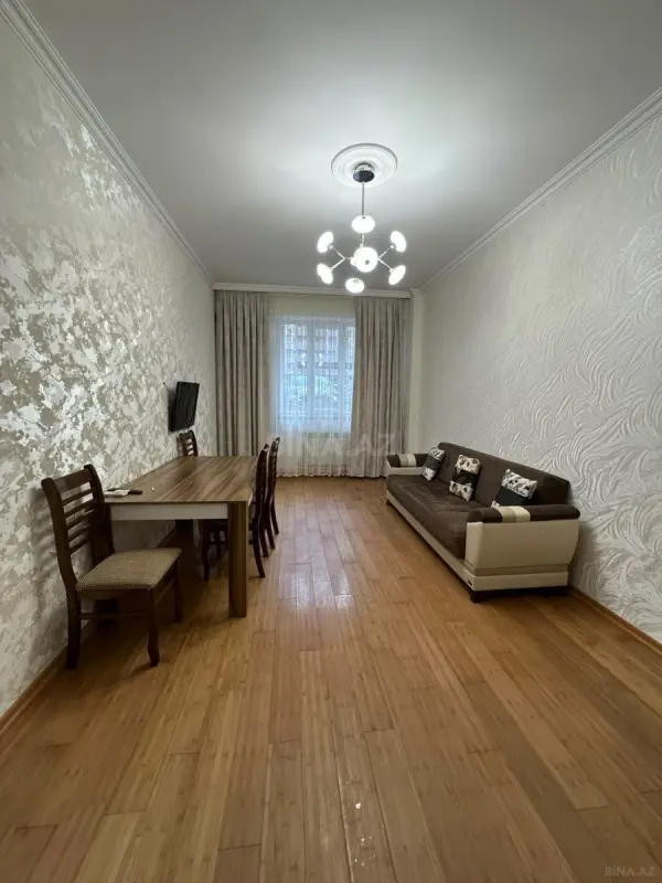 Satılır 2 otaqlı mənzil 62 m²