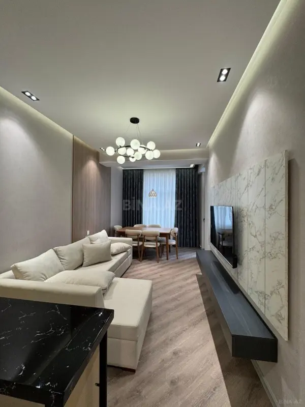 Kirayə verilir 3 otaqlı mənzil 130 m²