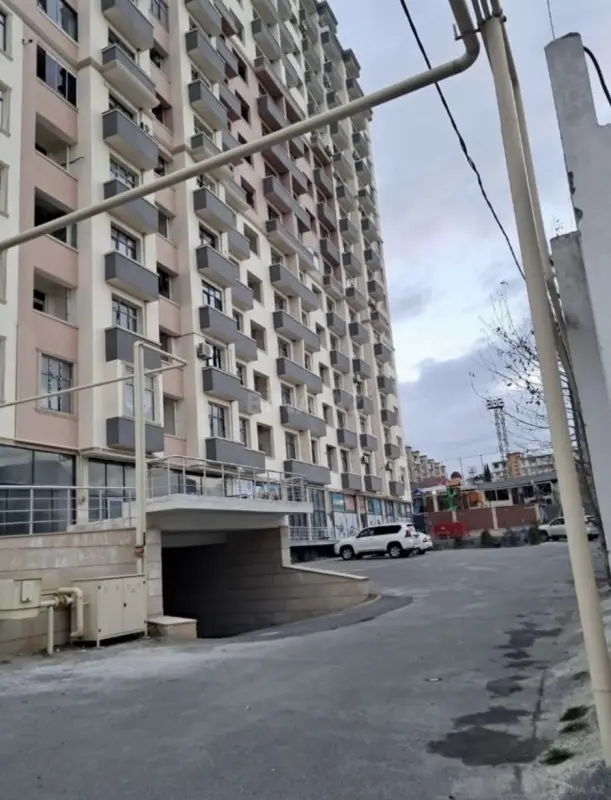 Satılır 2 otaqlı mənzil 58 m²