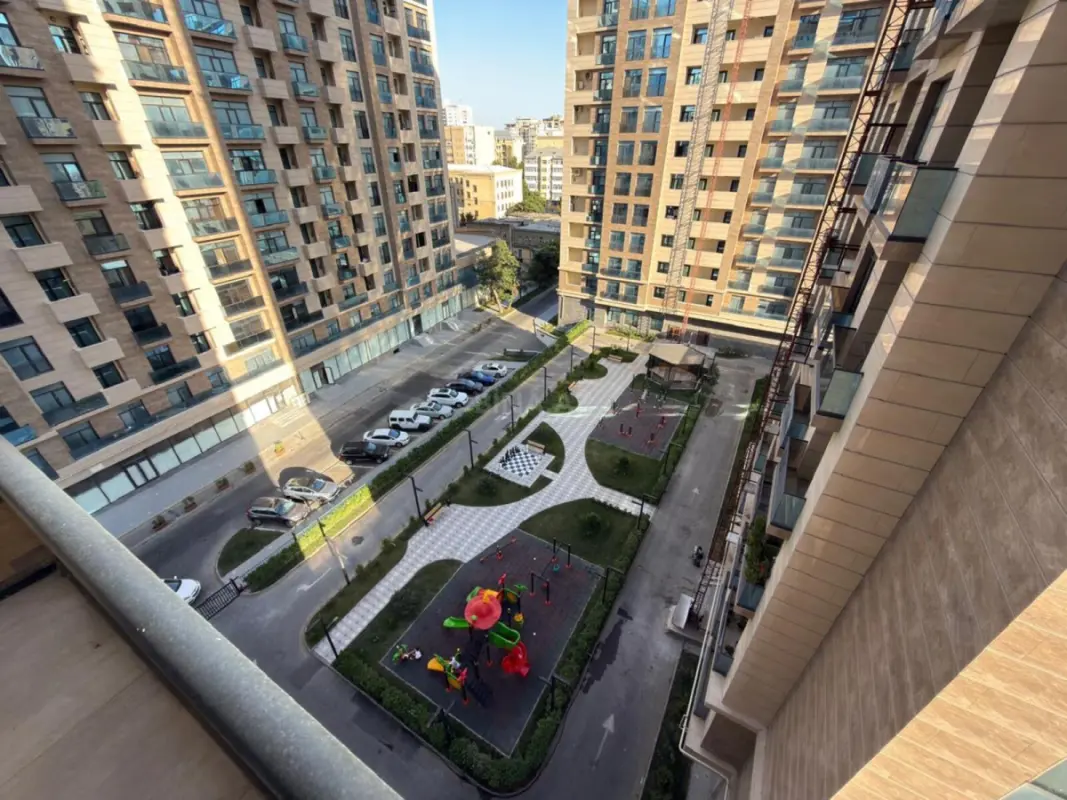 Kirayə verilir 3 otaqlı mənzil 110 m²