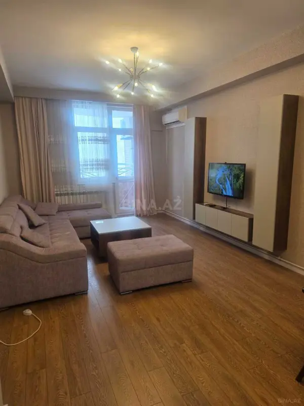Kirayə verilir 3 otaqlı mənzil 100 m²