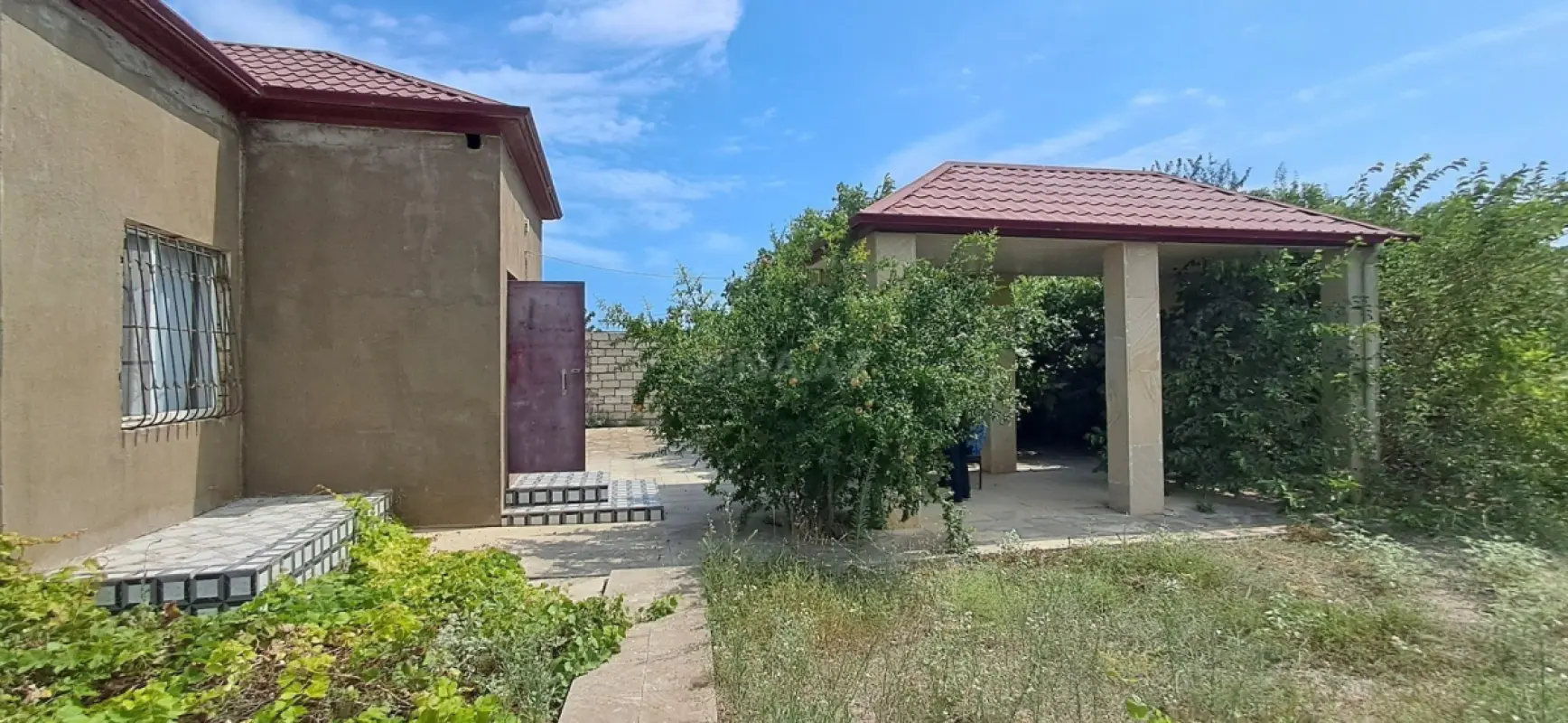Satılır 4 otaqlı həyət evi 100 m²