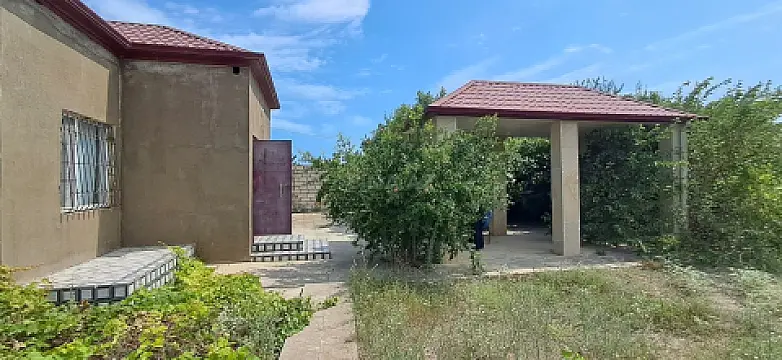 Satılır 4 otaqlı həyət evi 100 m² — Bakı 4 otaq 100.00 m²