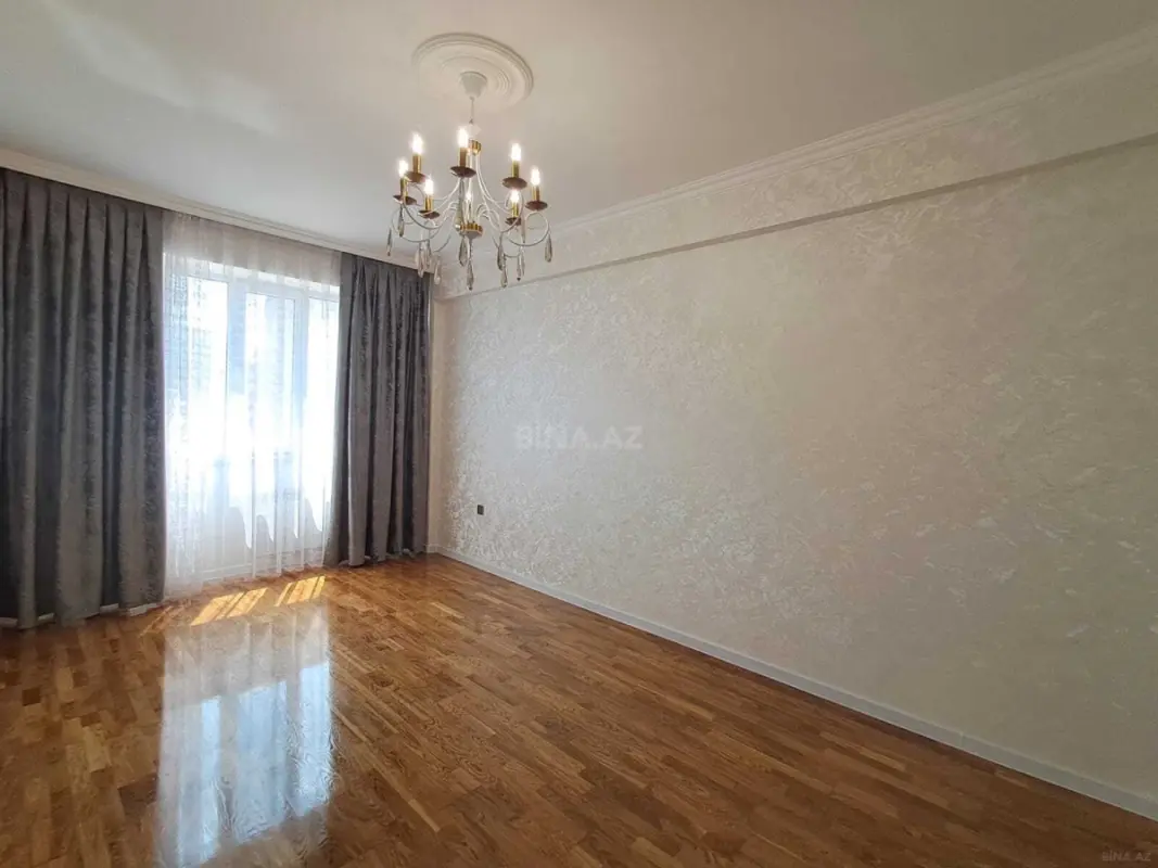 Satılır 3 otaqlı mənzil 77 m²