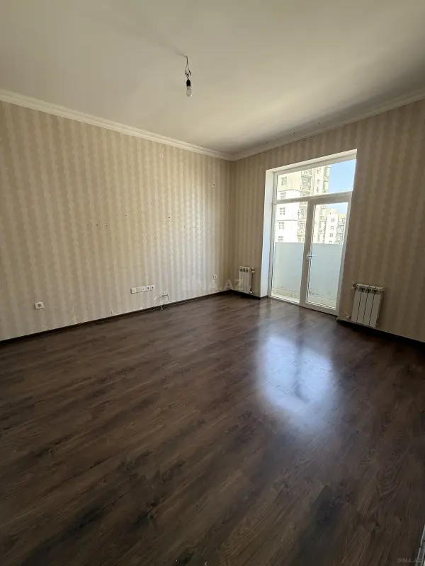 Satılır 4 otaqlı mənzil 80 m²