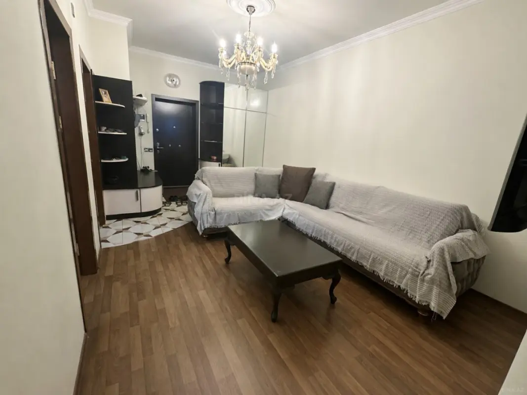 Satılır 3 otaqlı mənzil 95 m²