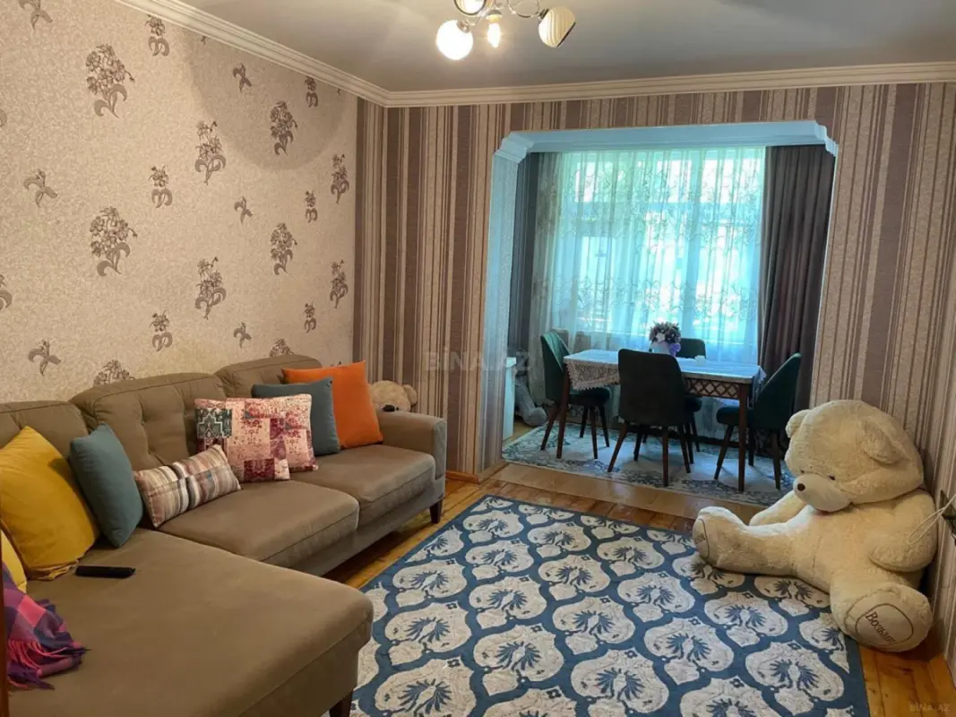 Satılır 2 otaqlı mənzil 60 m²