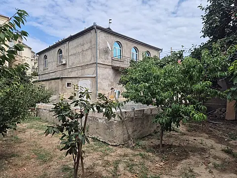 Satılır 7 otaqlı həyət evi 420 m² — Bakı, Nizami 7 otaq 420.00 m²