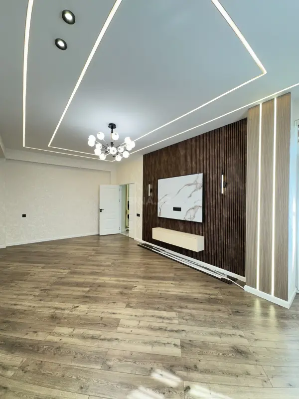 Satılır 2 otaqlı mənzil 85 m²