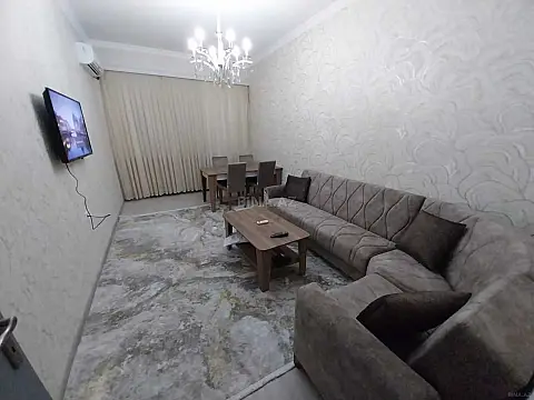 Kirayə verilir 2 otaqlı mənzil 75 m² — Bakı 2 otaq 75.00 m²