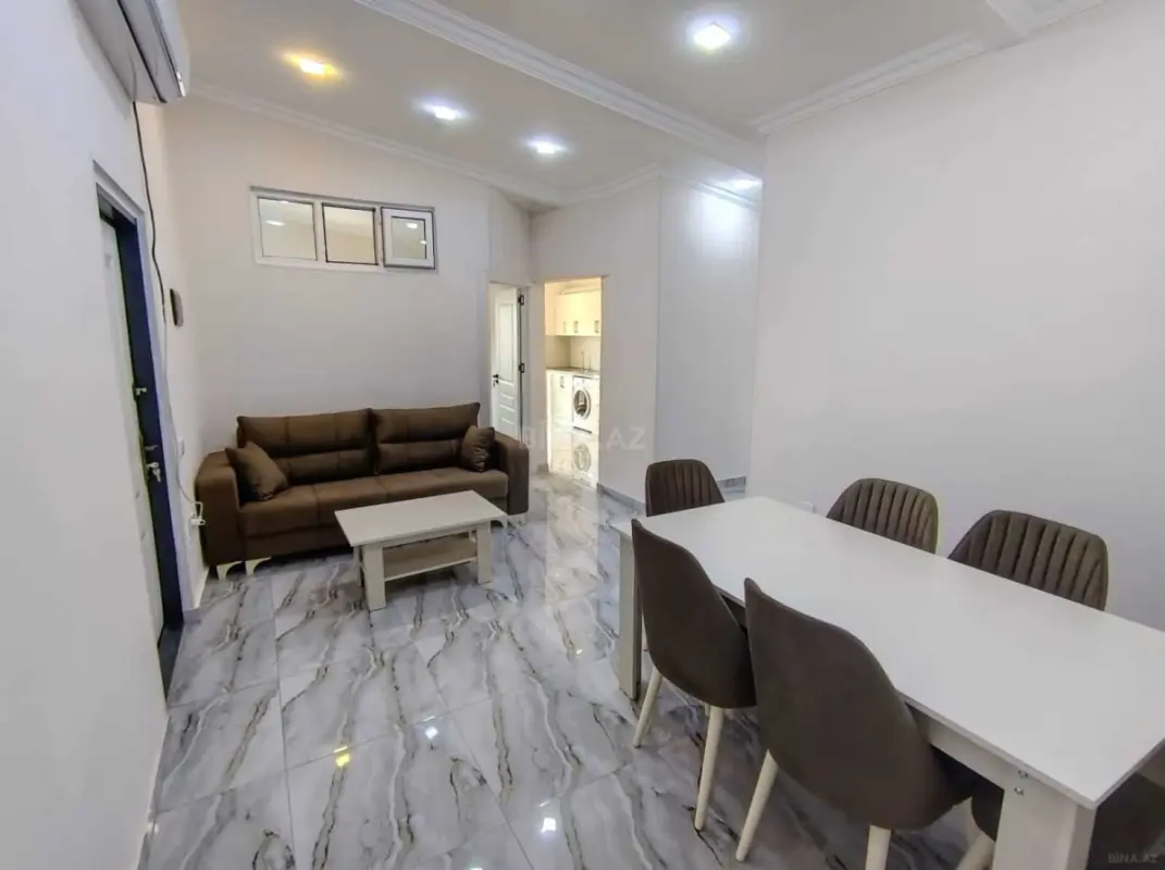 Kirayə verilir 4 otaqlı mənzil 100 m²