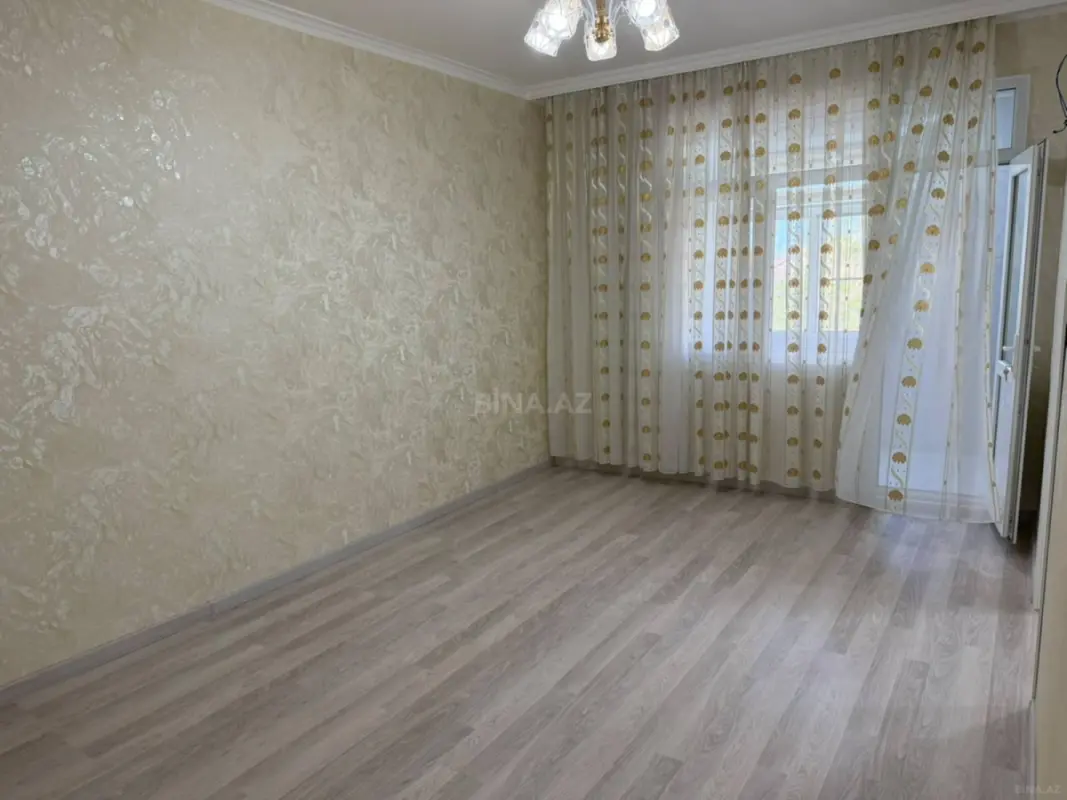 Kirayə verilir 2 otaqlı mənzil 35 m²